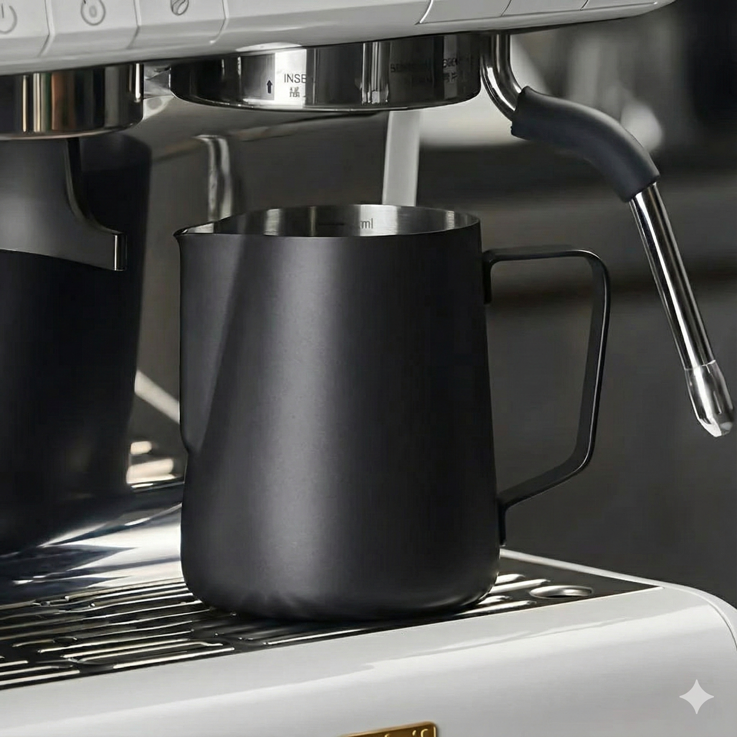 Pichet à lait en acier inoxydable 350ml avec bec verseur précision pour Latte Art